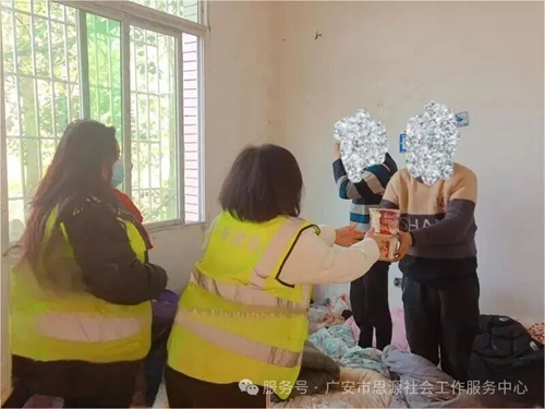 “暖城守望”街面巡查救助行动确保寒冬中流浪人员基本生活保障