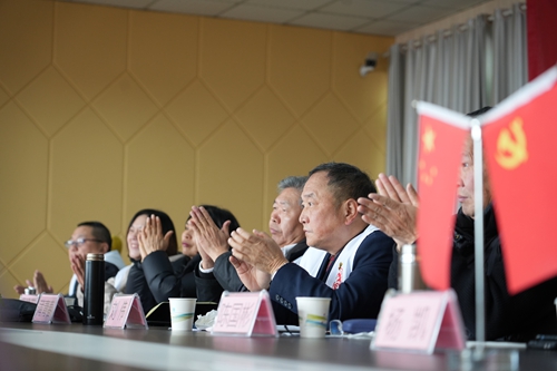 汇聚点滴爱心 成就学子梦想—广安市义务工作者联合会蓝天下助学座谈会成功举行