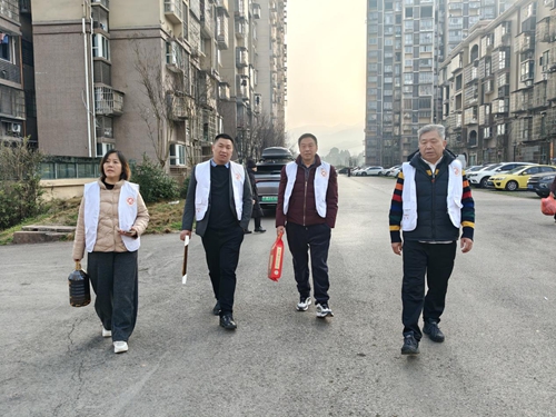 情暖困境学子 墨香寄寓新春 —广安市义务工作者联合会开展困境学生回访慰问活动