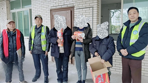 ��ů������������������ԱѲ������ж�Բ���չ�